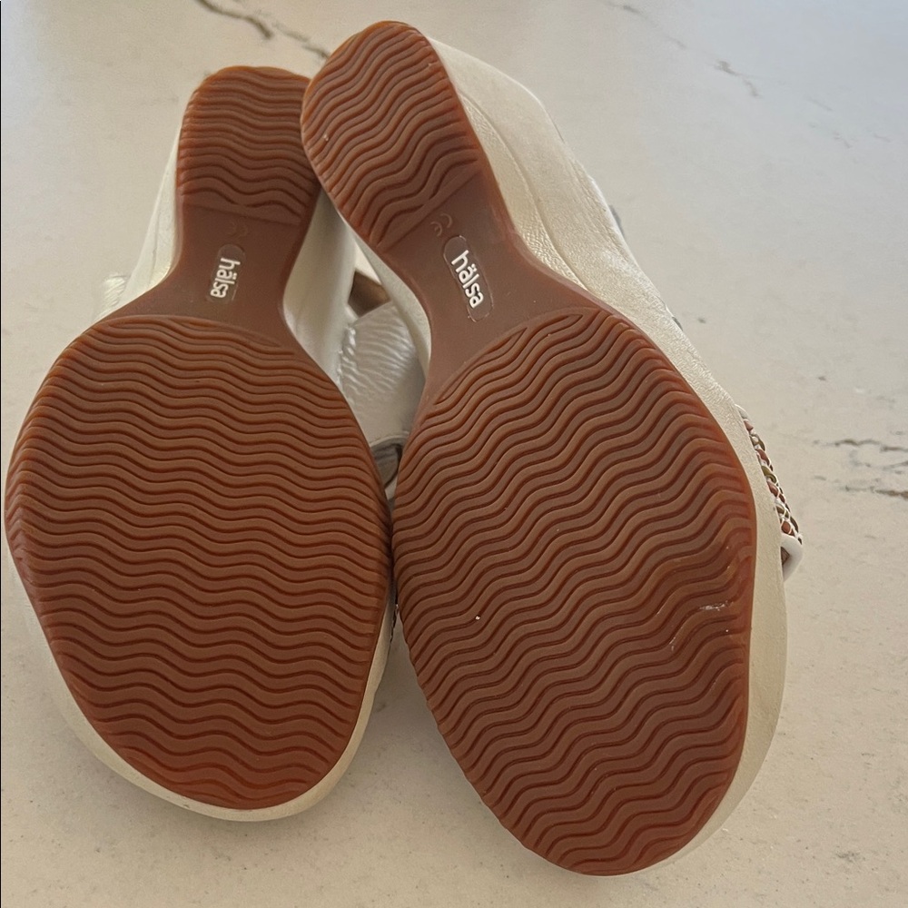 Halsa Footwear White and Brown Woven Sandals never worn size 8 - Picture 7 of 7